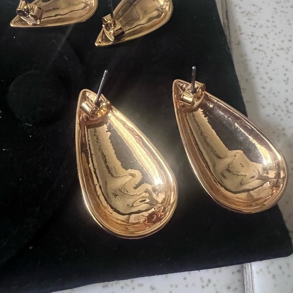 Heaven Mayhem Rain Drop Earrings - Lg & Sm - Gold - Picture 7 of 10